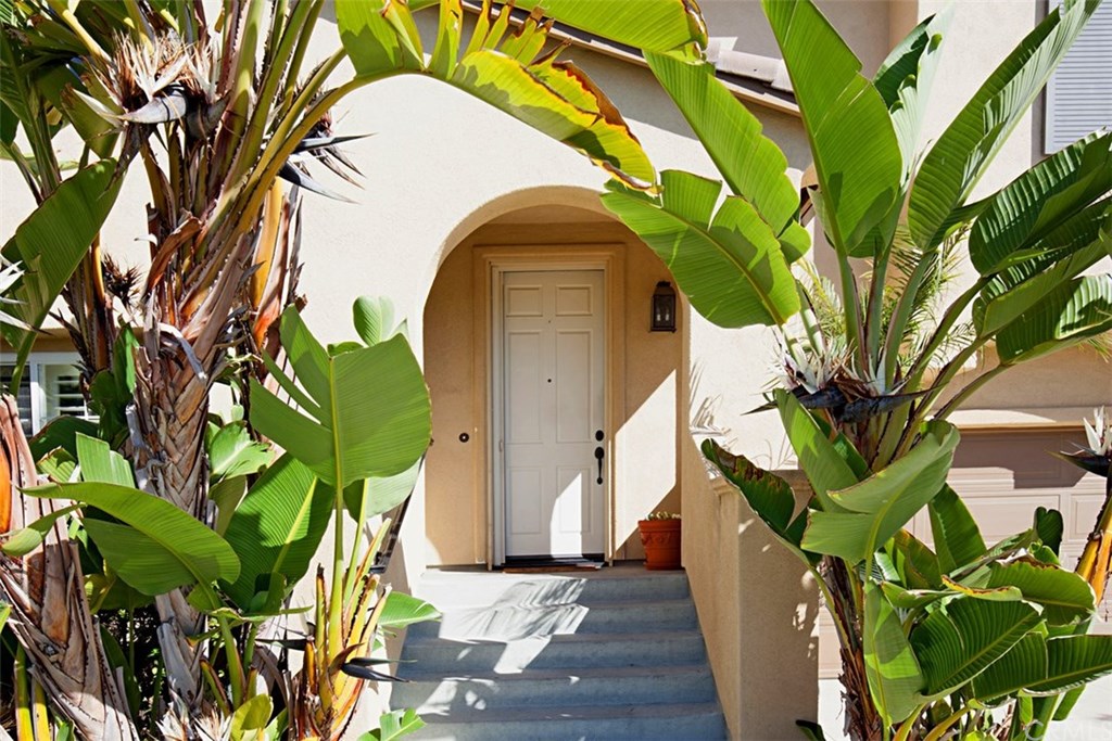 605 Corte Calmo San Clemente, CA 92673 - Photo 2 of 27 Main entry to the home.
