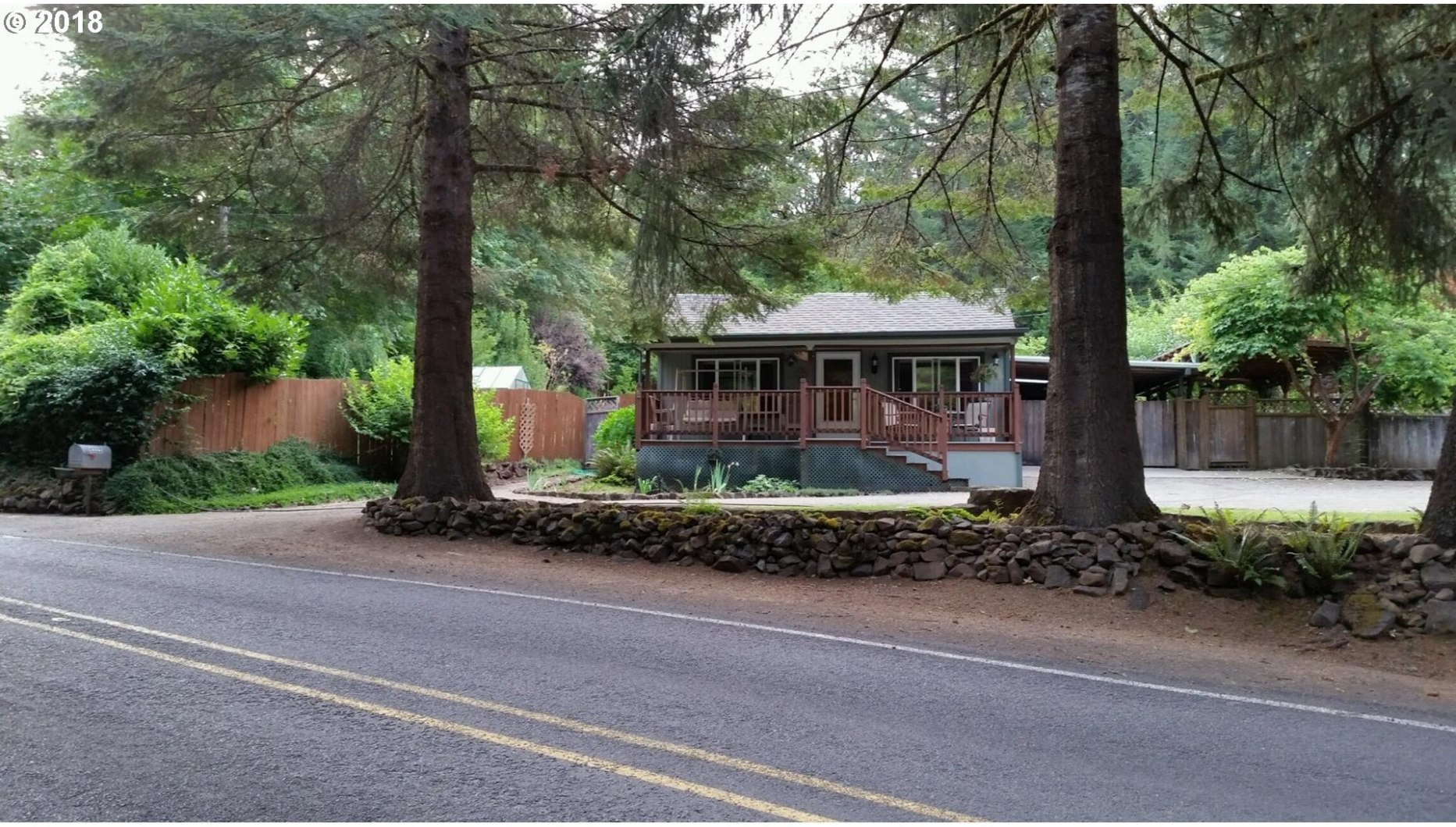 8325 Hayhurst Road Yoncalla, OR 97499 - Photo 28 of 31 Gallery Image 28
