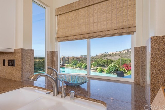 11 Vista Cielo Dana Point, CA 92629 - Photo 18 of 61