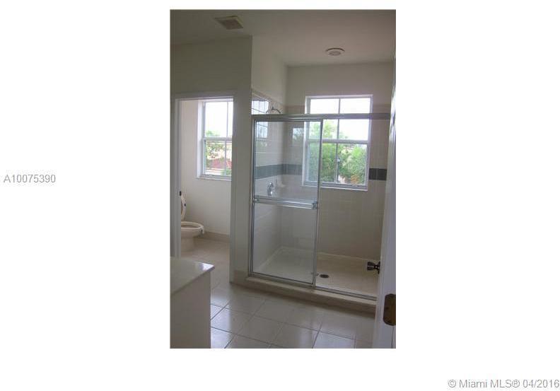 1519 Southeast 20th Road Homestead, FL 33035 - Photo 12 of 14