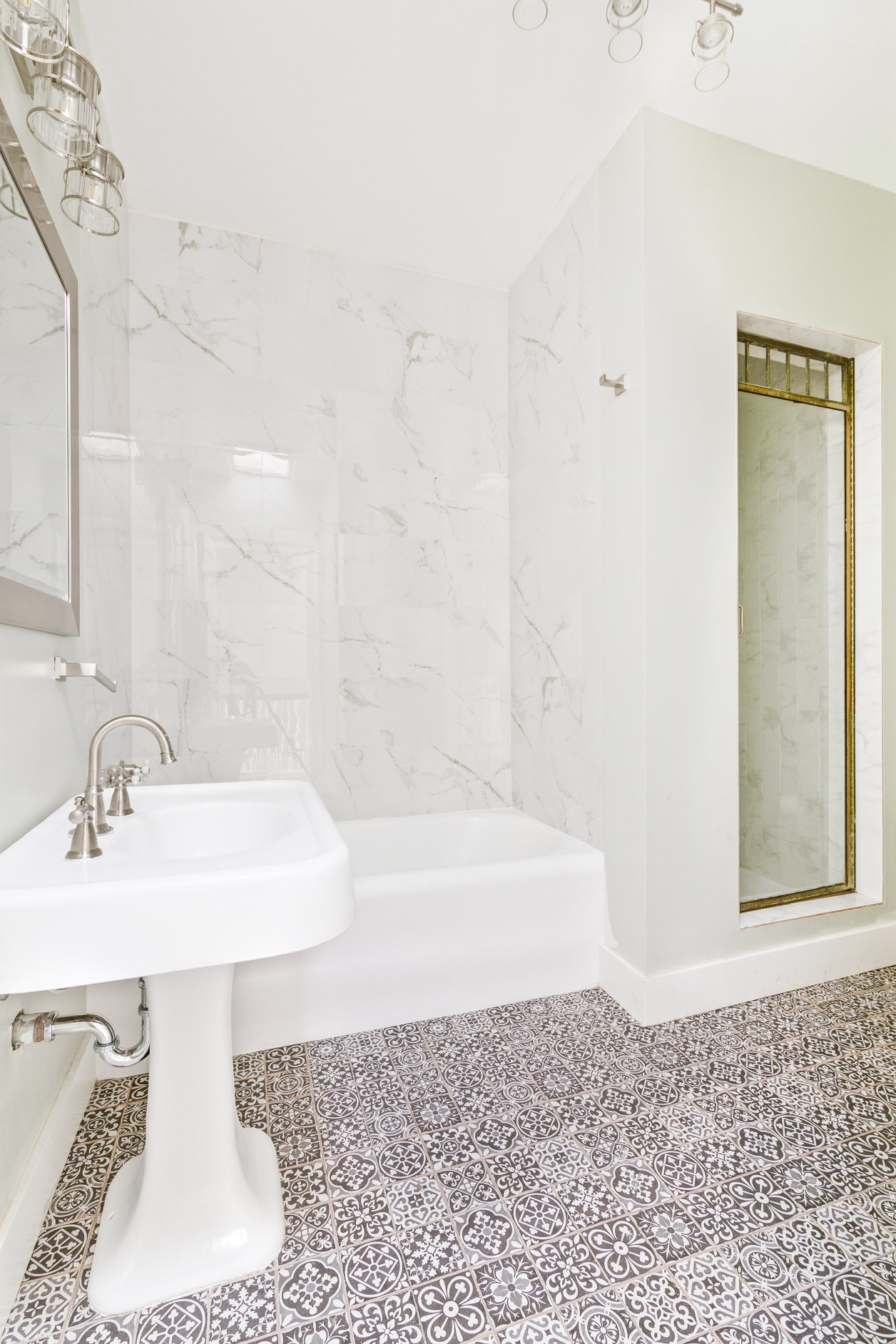 901 Saint Marks Avenue Brooklyn, NY 11213 - Photo 13 of 34