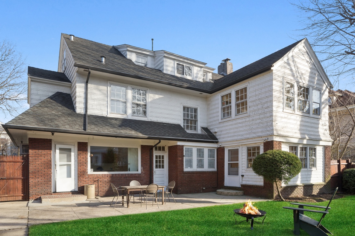 130 Buckingham Road Brooklyn, NY 11226 - Photo 14 of 21