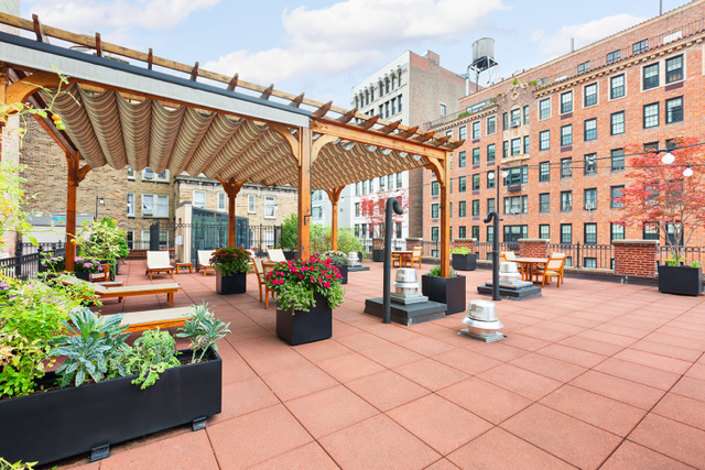 The Albert 23 E 10th St, Manhattan, NY 10003 - Photo 15 of 21