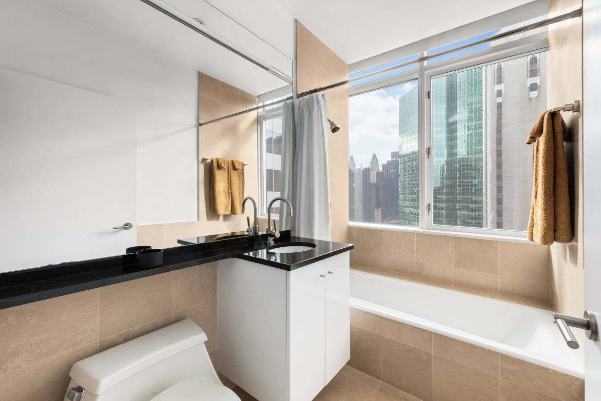 60 East 55th Street, Unit PH1 Manhattan, NY 10022 - Photo 9 of 10