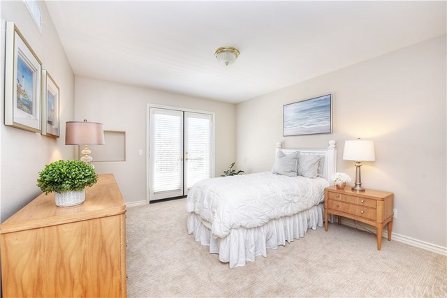7 Wickford Lane Ladera Ranch, CA 92694 - Photo 25 of 36 Large secondary bedroom is light and bright