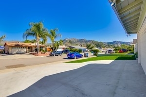 10043 Pinewood View Santee, CA 92071 - Photo 25 of 25 Gallery Image 25