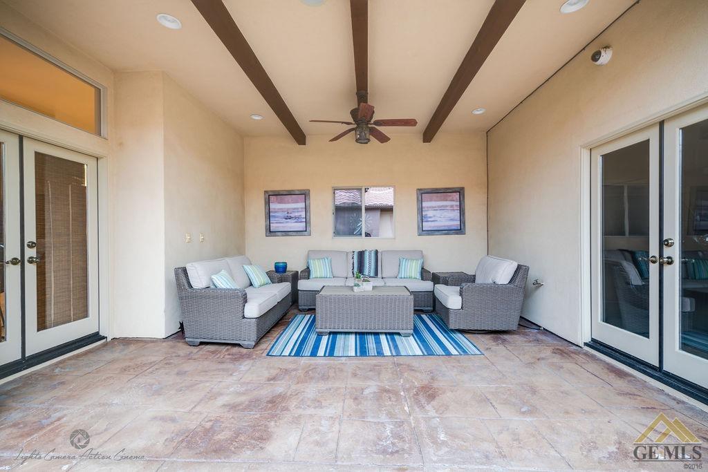 12307 Trinity River Drive Bakersfield, CA 93312 - Photo 7 of 40