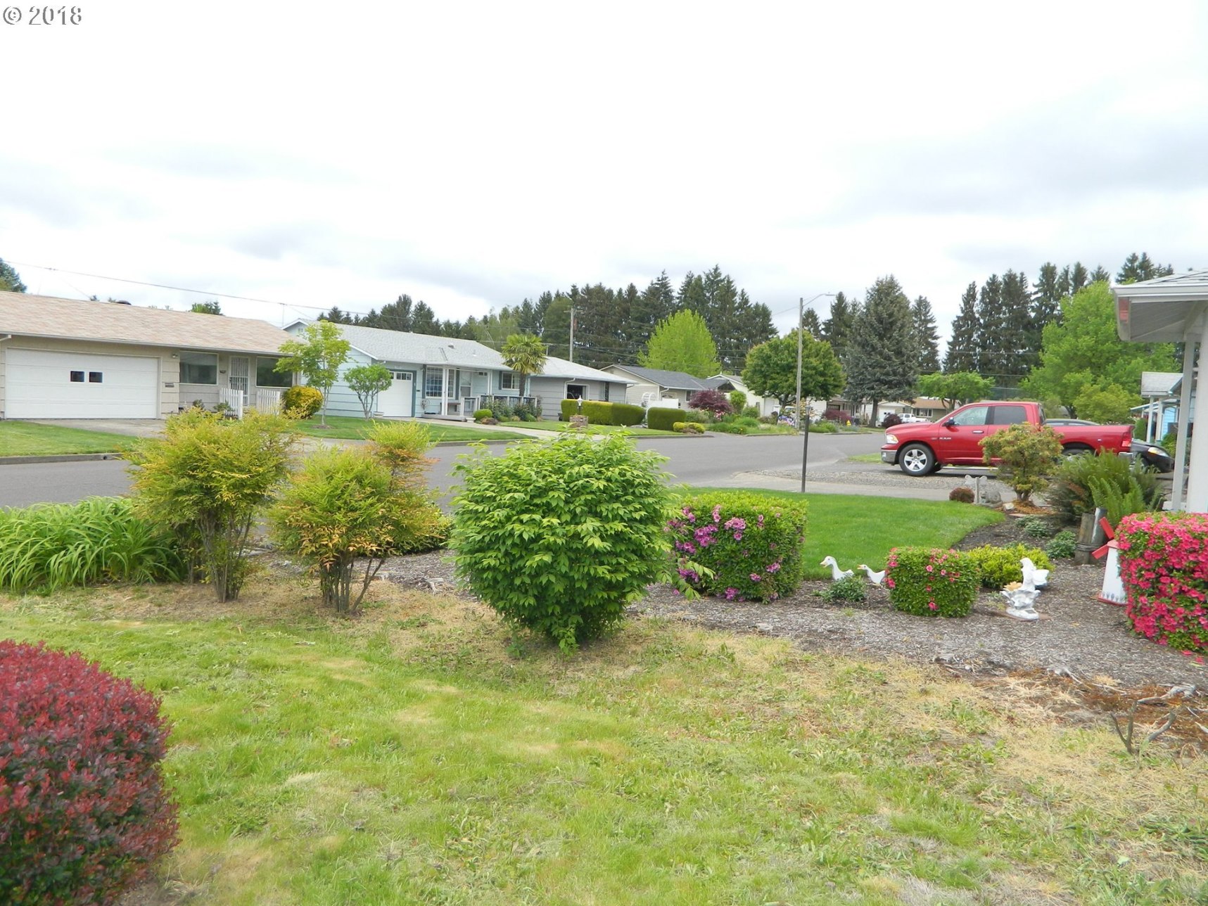 1396 Rainier Road Woodburn, OR 97071 - Photo 20 of 30 Gallery Image 20