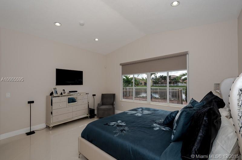15962 Southwest 62nd Street Miami, FL 33193 - Photo 21 of 33
