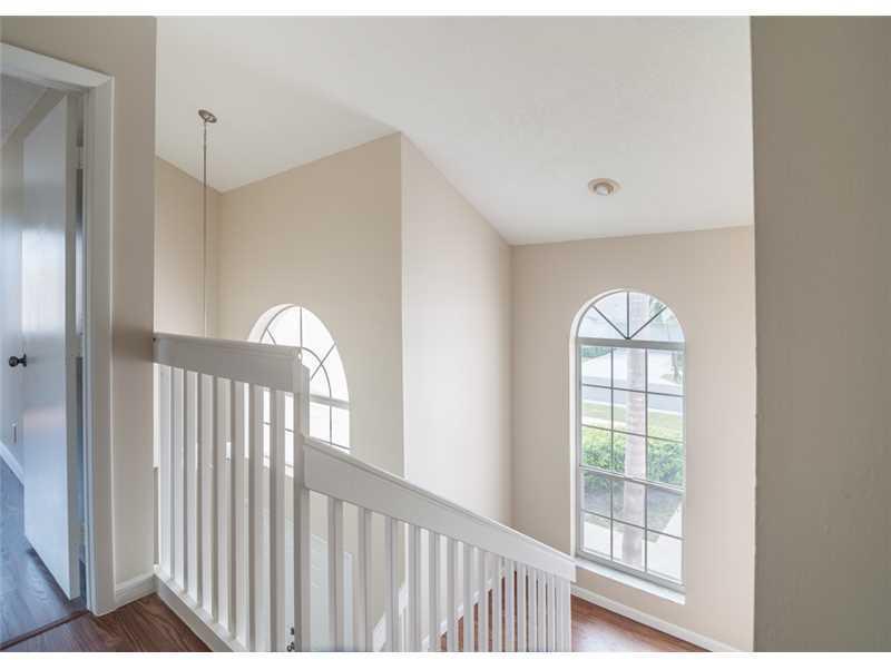 10045 Country Brook Road Boca Raton, FL 33428 - Photo 10 of 31