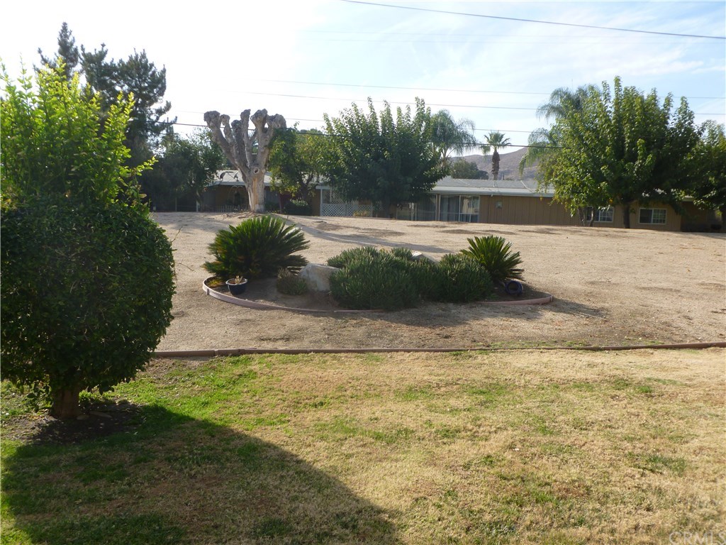 28207 Pebble Beach Drive Menifee, CA 92586 - Photo 32 of 33