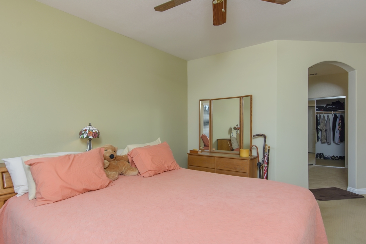 3915 Rill Court Carlsbad, CA 92010 - Photo 12 of 25 Gallery Image 12