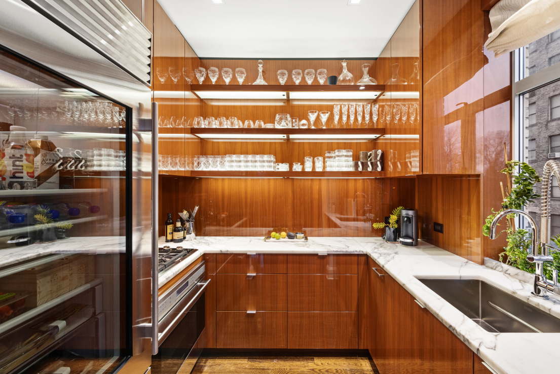 211 Central Park West, Unit 6GG Manhattan, NY 10024 - Photo 4 of 10