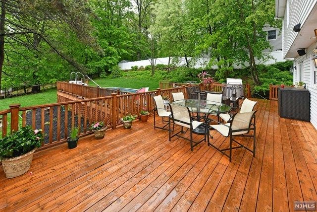 213 Homestead Place Park Ridge, NJ 07656 - Photo 14 of 16