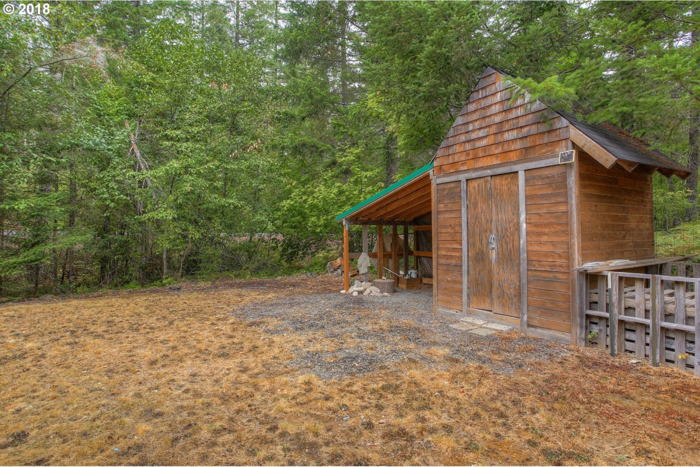 91 Heslen Road Carson, WA 98610 - Photo 5 of 18 Gallery Image 5