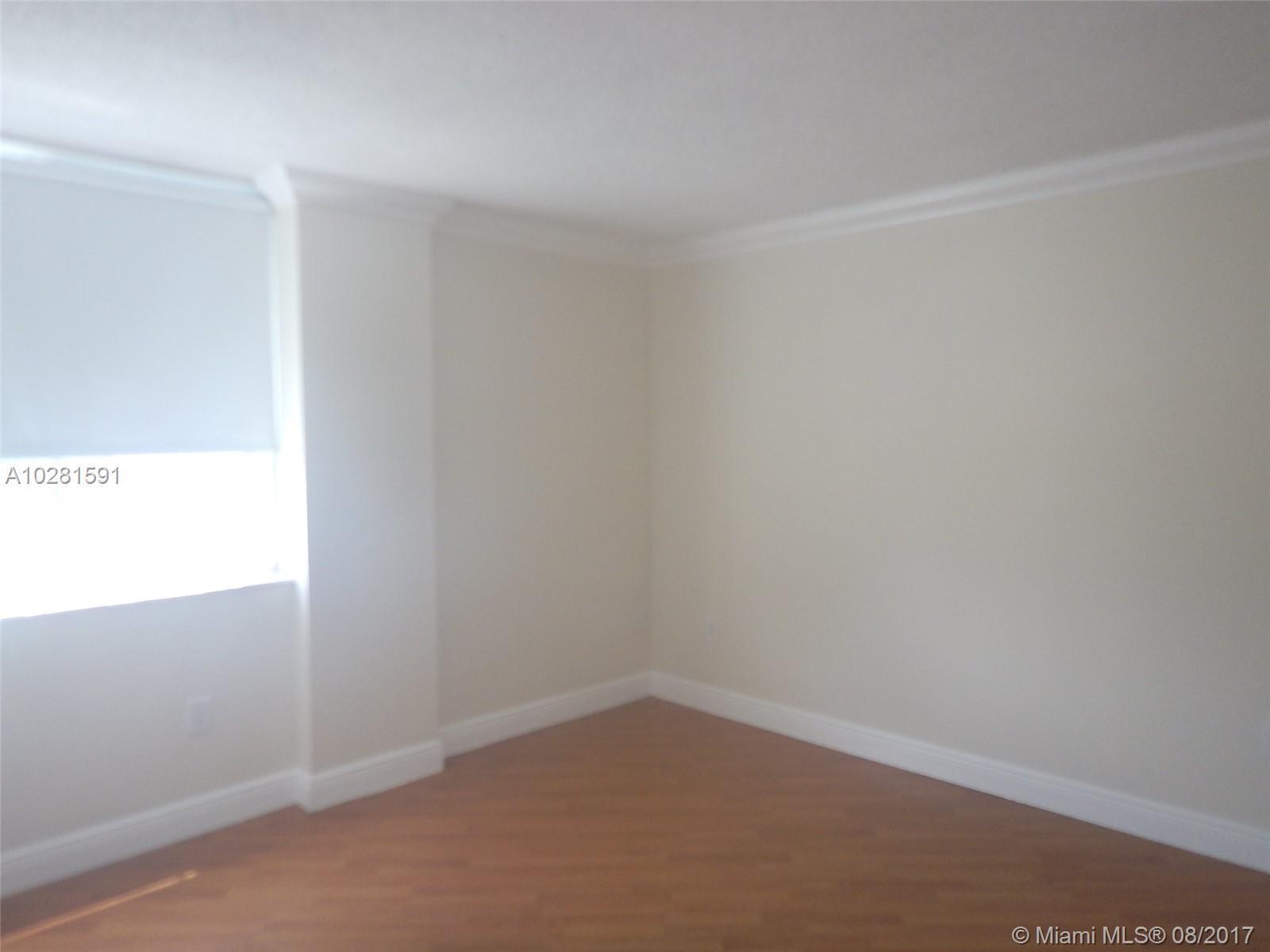 126 Southwest 17th Road, Unit 606 Miami, FL 33129 - Photo 19 of 22 Gallery Image 19