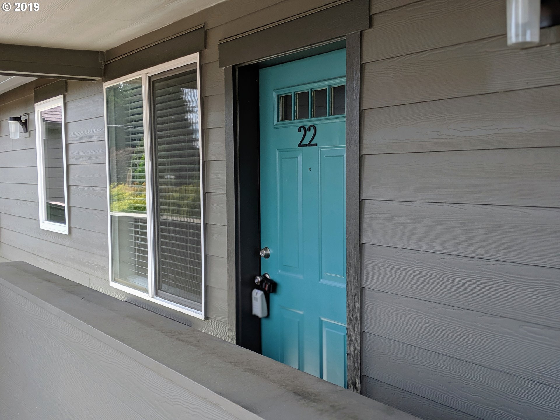 10345 Northeast Clackamas Street, Unit 22 Portland, OR 97220 - Photo 2 of 13