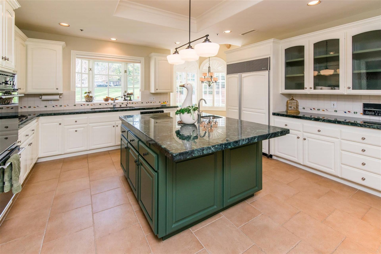 17538 Circa Oriente Rancho Santa Fe, CA 92067 - Photo 9 of 25