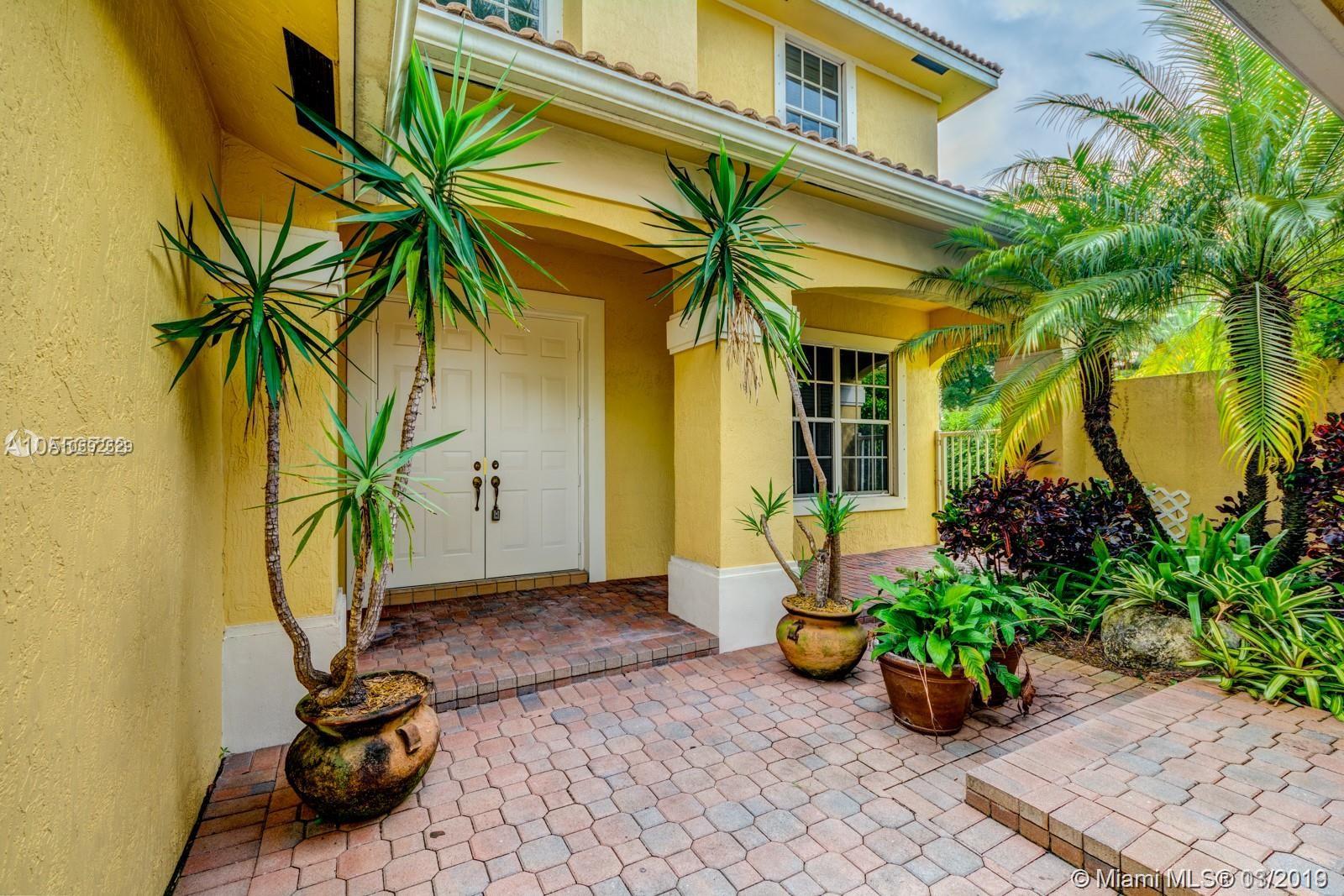 2019 Harbor View Circle Weston, FL 33327 - Photo 8 of 31
