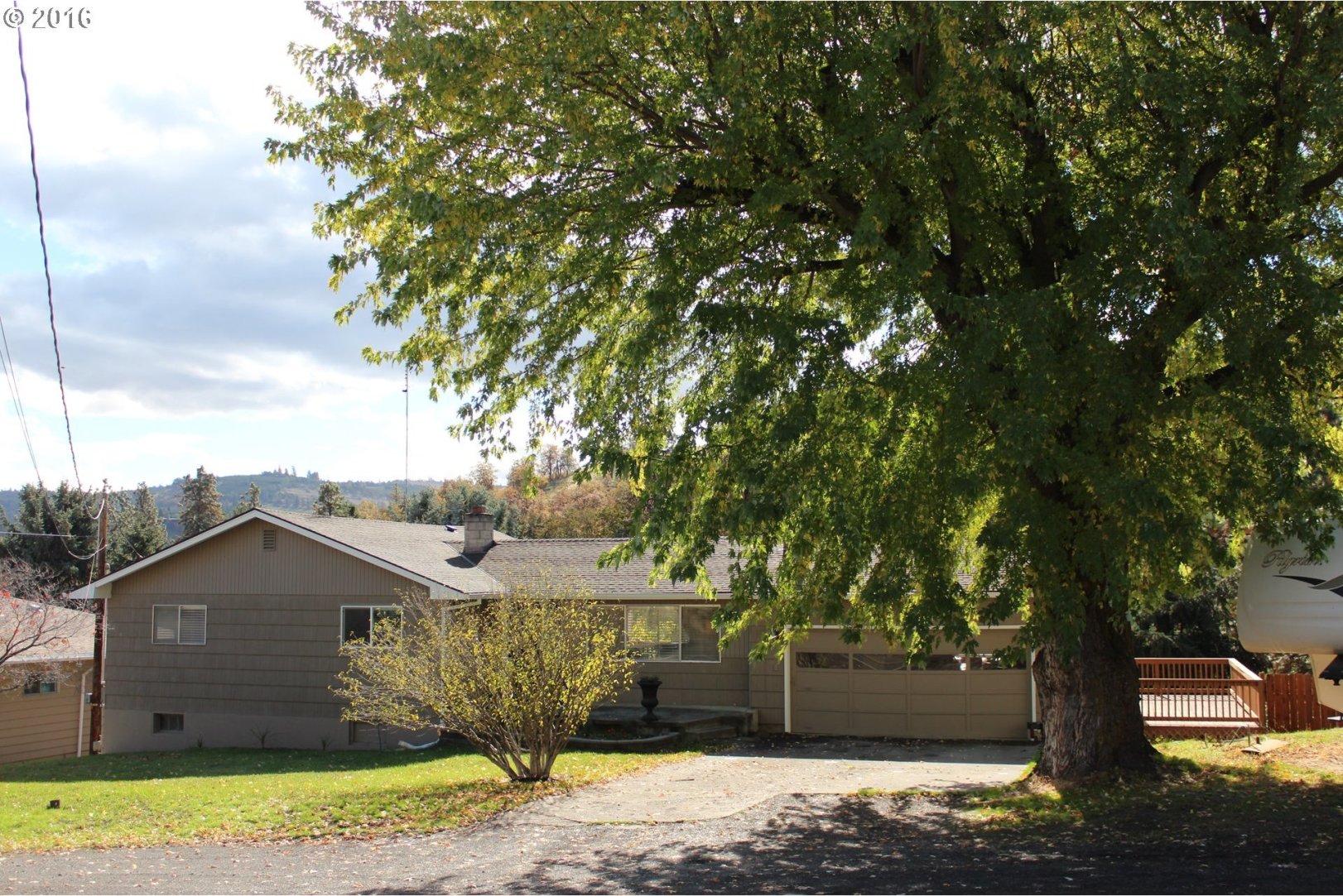 1966 Cherry Heights Road The Dalles, OR 97058 - Photo 2 of 22 Gallery Image 2