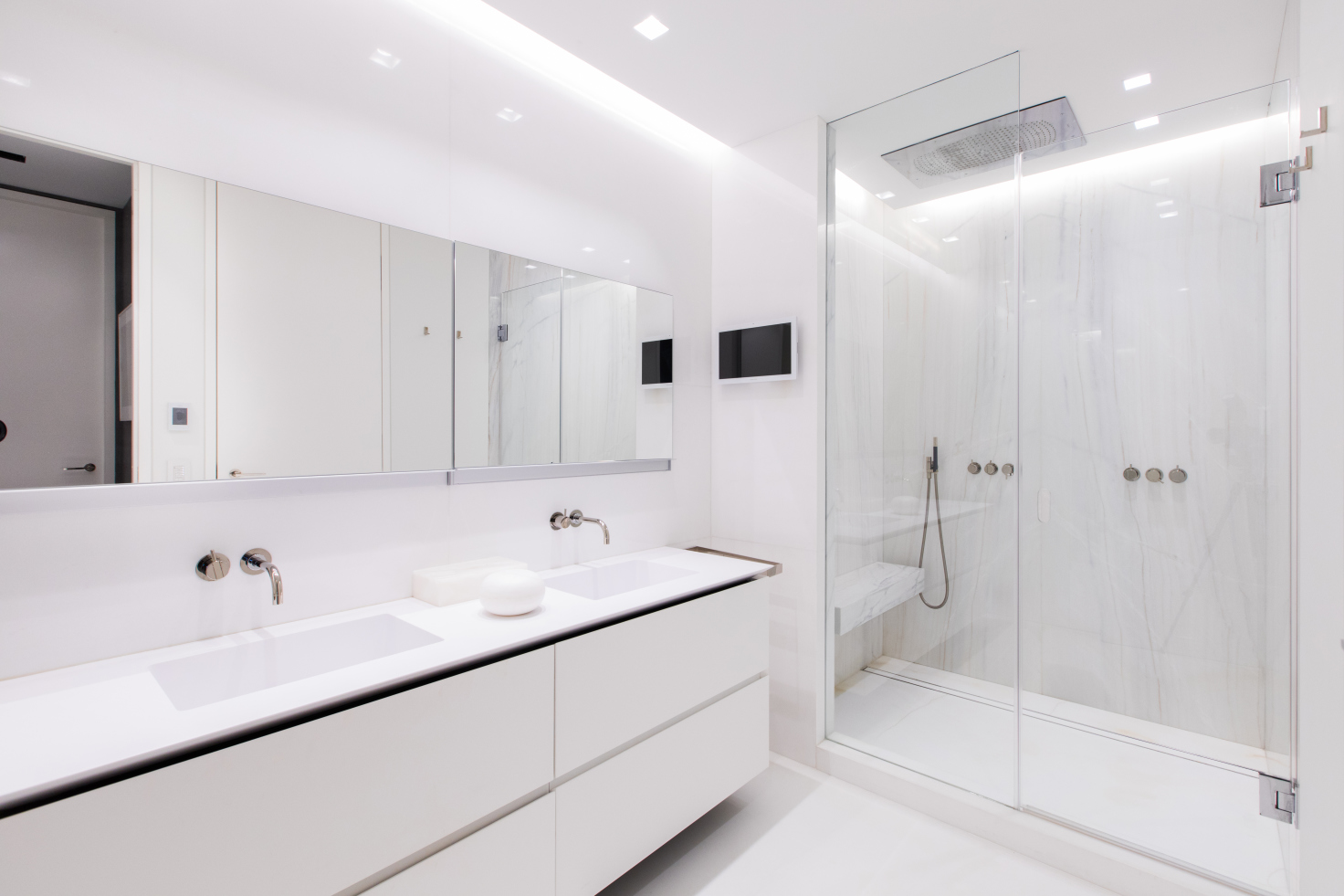 900 Park Avenue, Unit 25AB Manhattan, NY 10075 - Photo 12 of 30