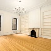 $5,000 | 16 West 10th Street, Unit 2R | Greenwich Village