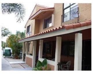 7735 West 29th Way, Unit 202 Hialeah, FL 33018 - Photo 1 of 2
