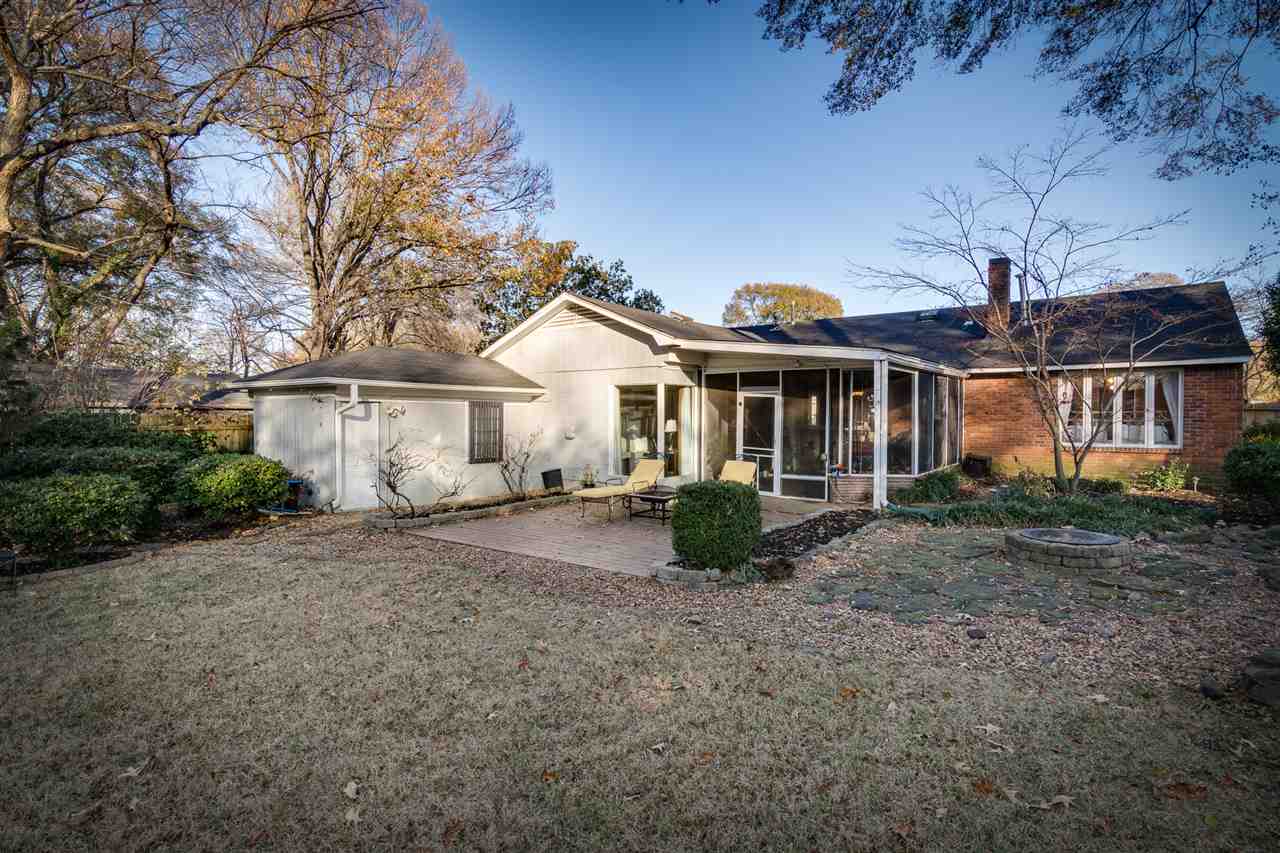 1049 Colonial Road Memphis, TN 38117 - Photo 21 of 25