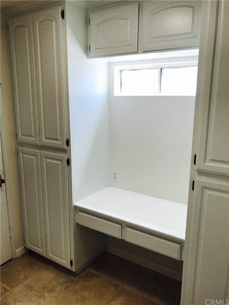 1073 Devore Road San Bernardino, CA 92407 - Photo 10 of 49