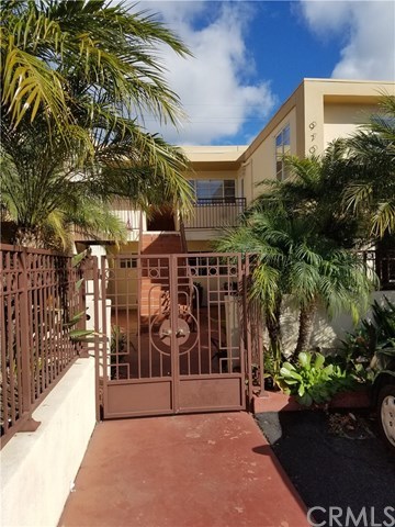 970 Glenneyre Street Laguna Beach, CA 92651 - Photo 2 of 2