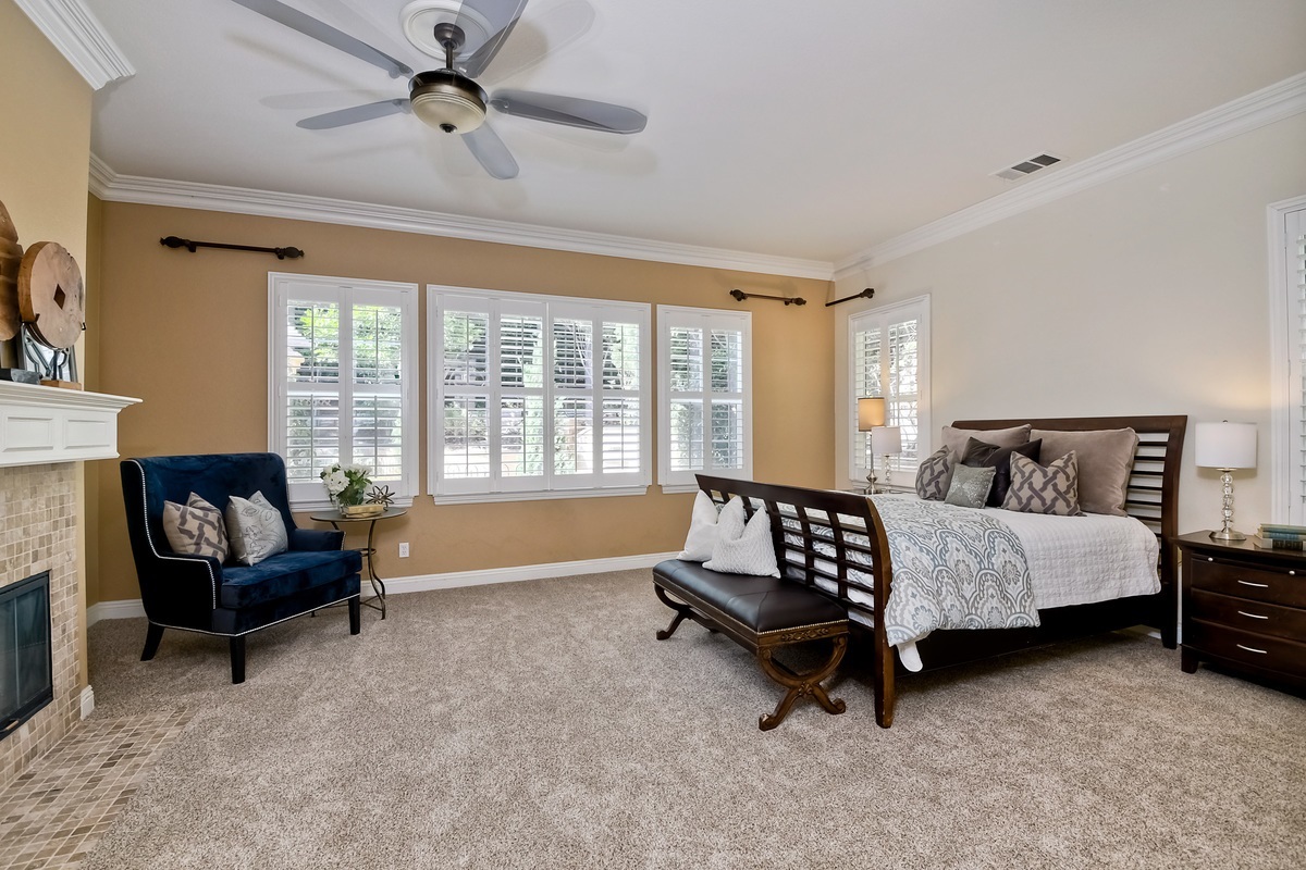 2566 Discovery Road Carlsbad, CA 92009 - Photo 10 of 25 Gallery Image 10