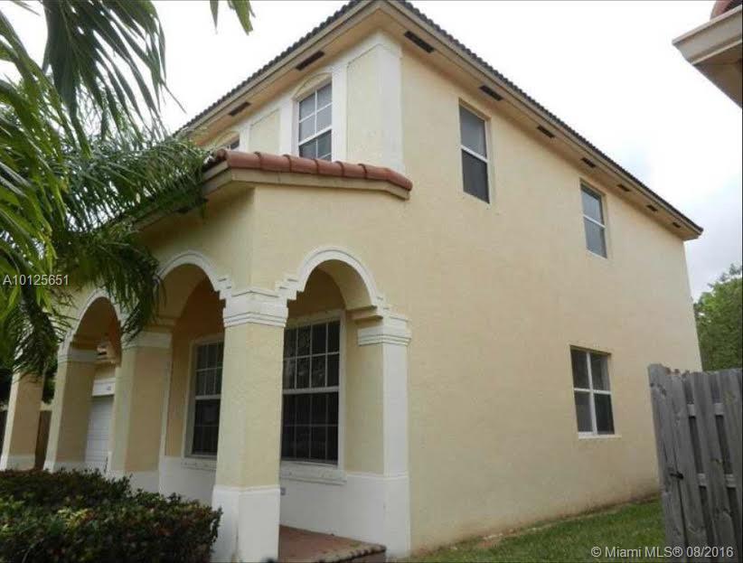 2102 Northeast 38th Road Homestead, FL 33033 - Photo 4 of 14