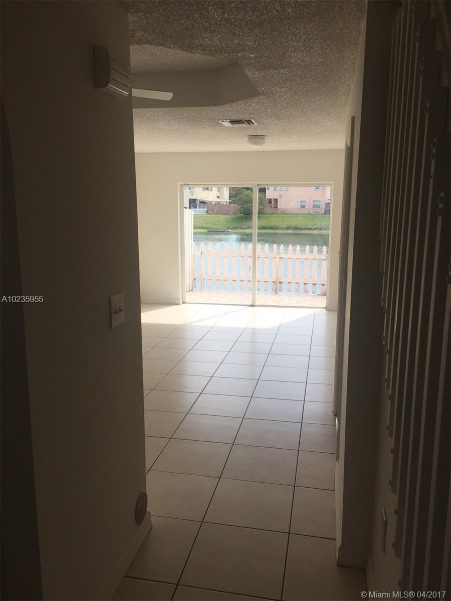 14279 Southwest 121st Place, Unit 4 Miami, FL 33186 - Photo 4 of 23