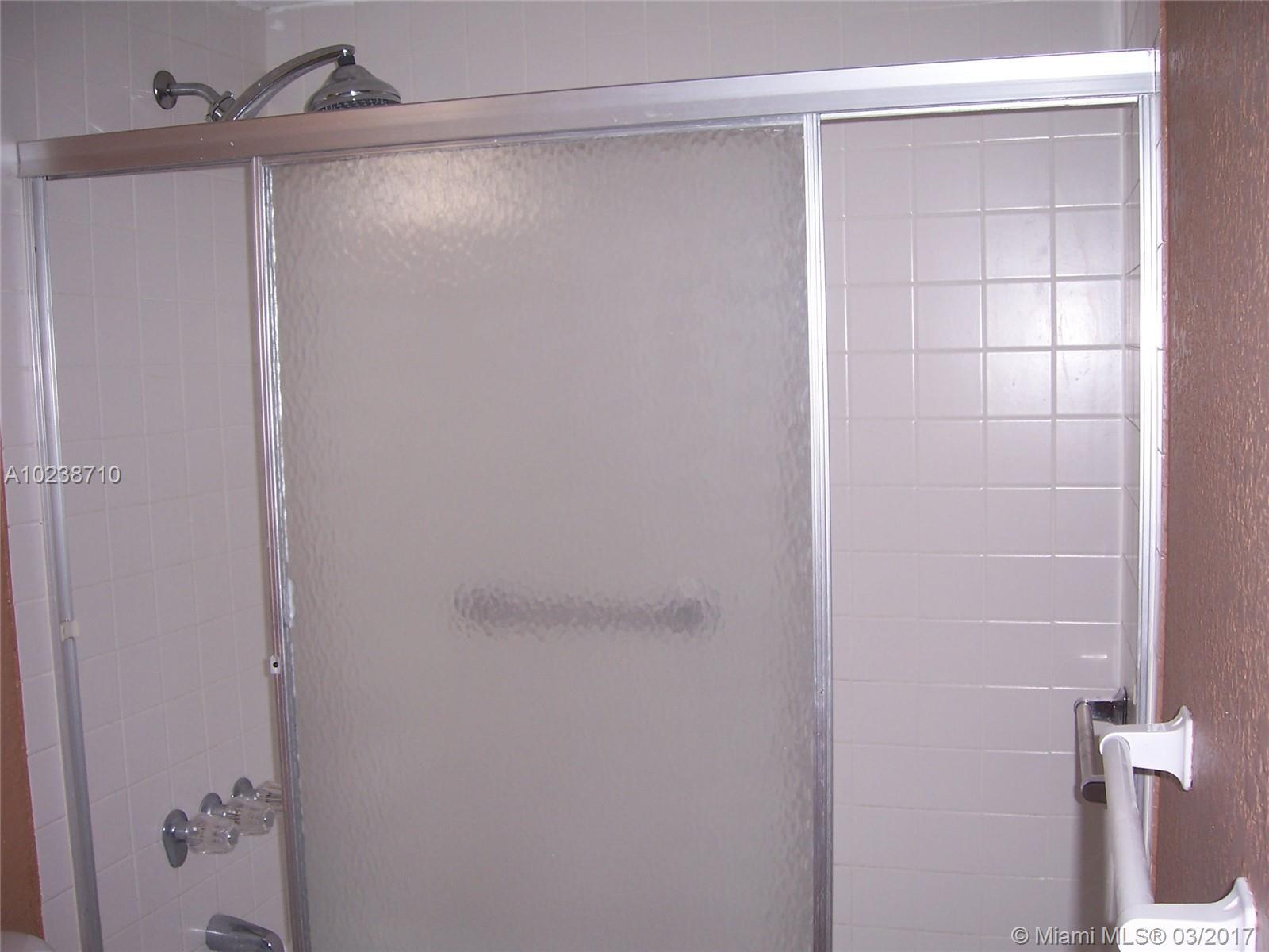 10816 North Kendall Drive, Unit R9 Miami, FL 33176 - Photo 12 of 26