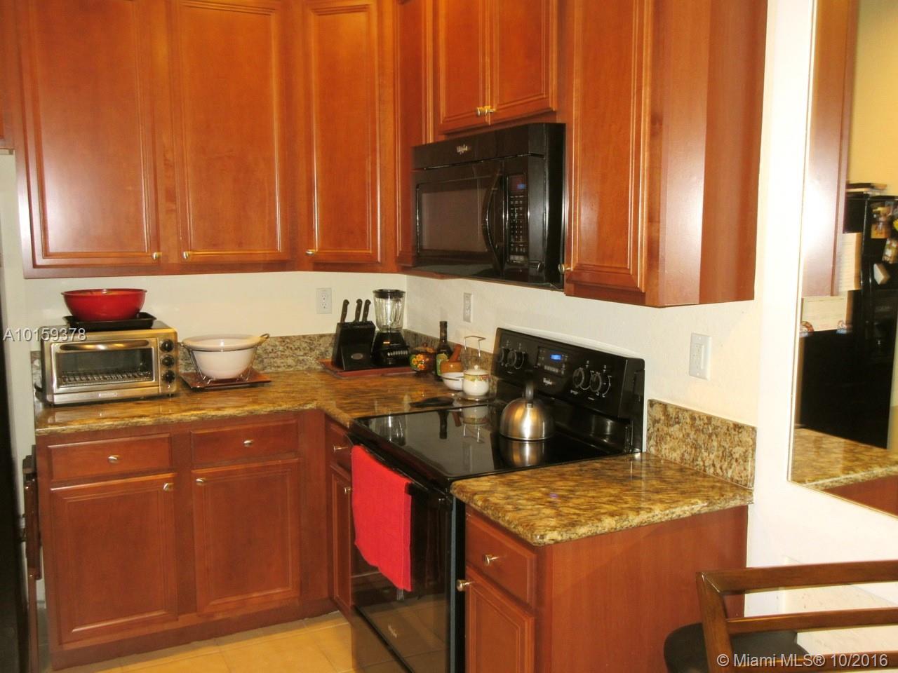 2851 Prospect Road, Unit 402 Fort Lauderdale, FL 33309 - Photo 13 of 34