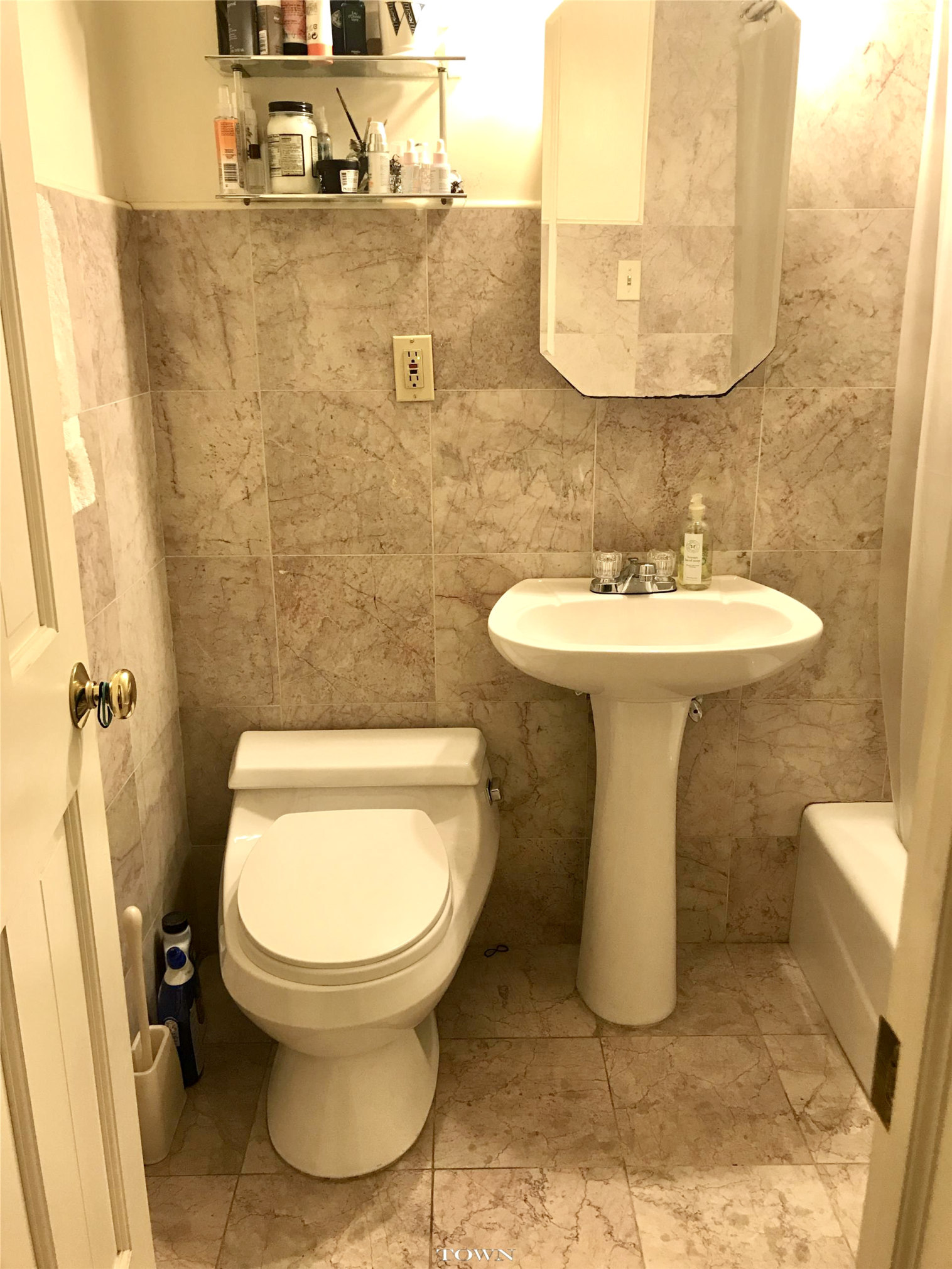 336 East 61st Street, Unit 1 Manhattan, NY 10065 - Photo 10 of 12