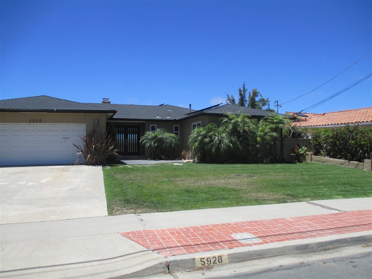 5926 Sagebrush Road La Jolla, CA 92037 - Photo 4 of 12 Gallery Image 4