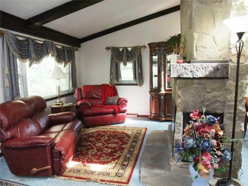 267 Center Church Road Canonsburg, PA 15317 - Photo 4 of 25 Gallery Image 4