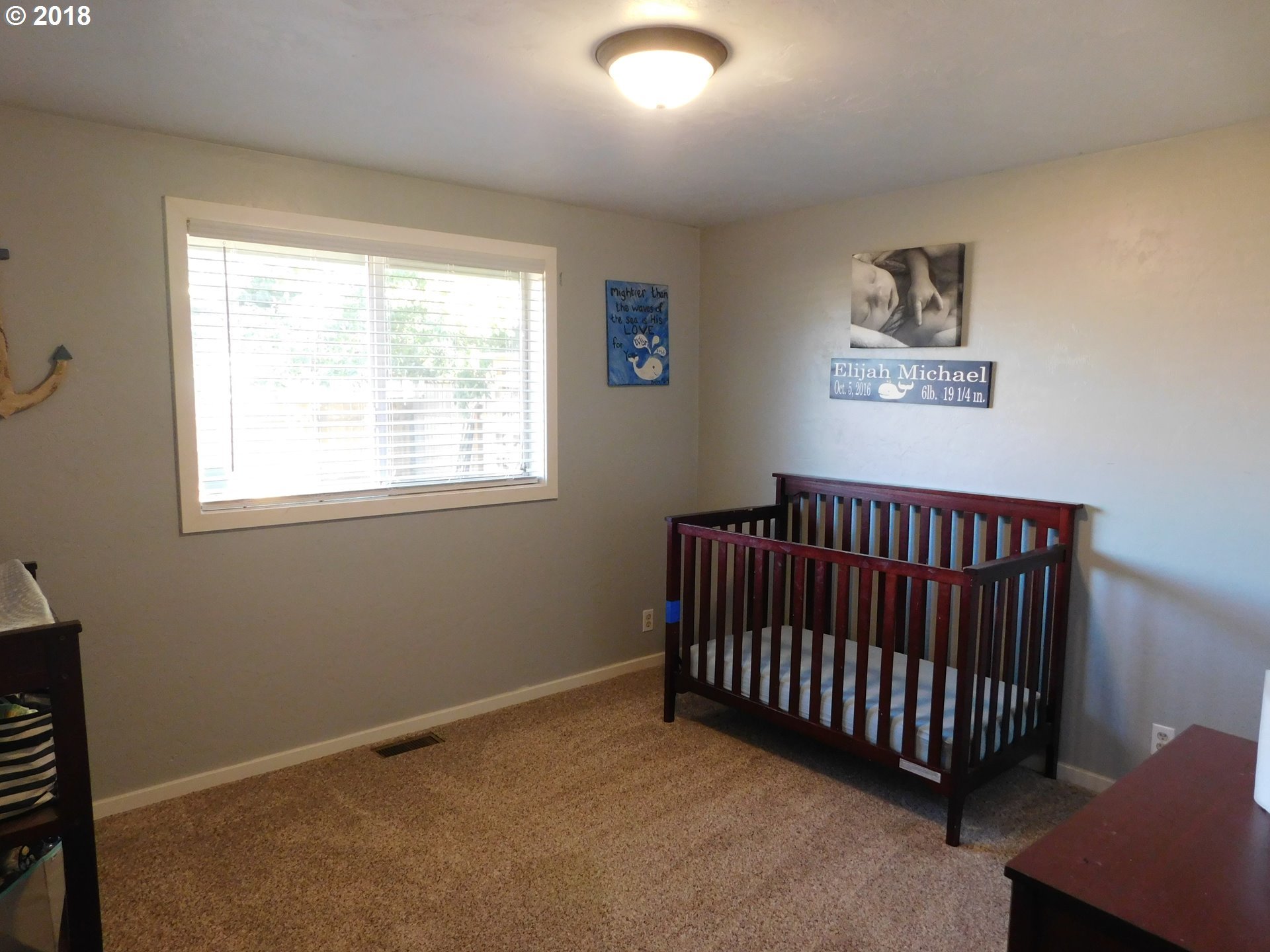 523 Roper Road Eugene, OR 97402 - Photo 17 of 27 Gallery Image 17