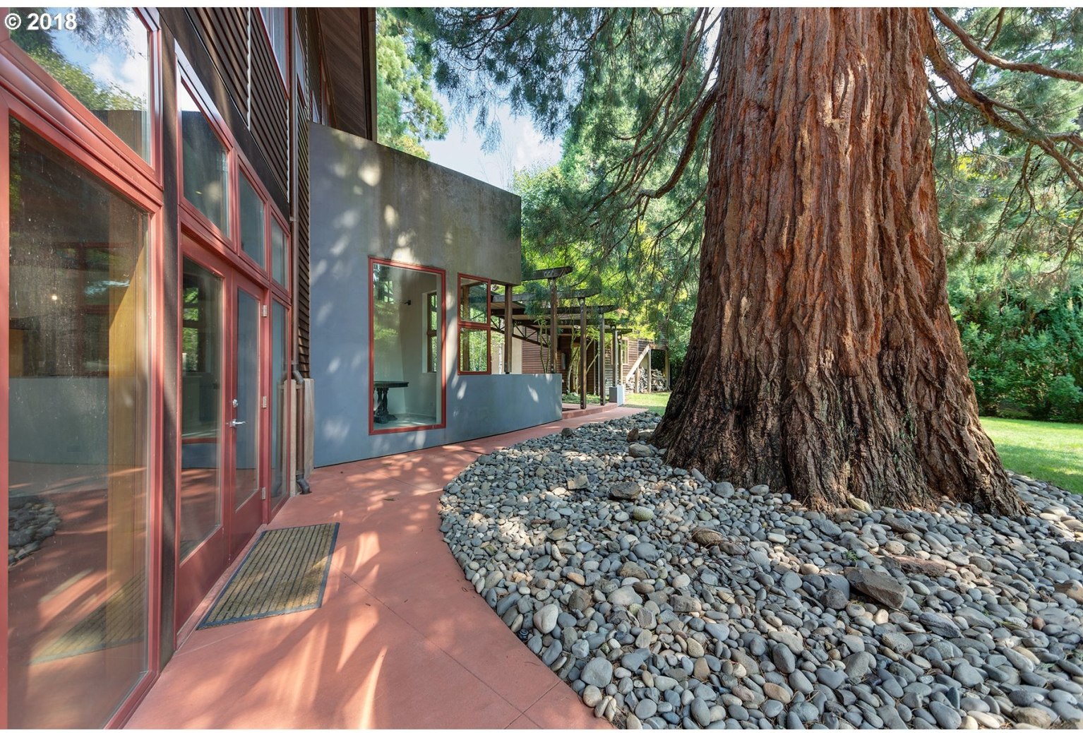 11437 Southwest Military Road Portland, OR 97219 - Photo 2 of 26 Gallery Image 2