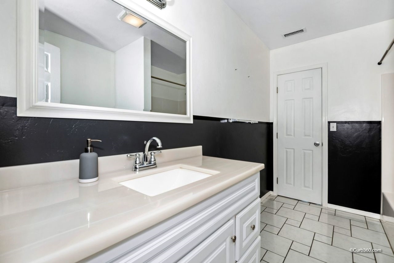 9268 Campo Road Spring Valley, CA 91977 - Photo 10 of 25