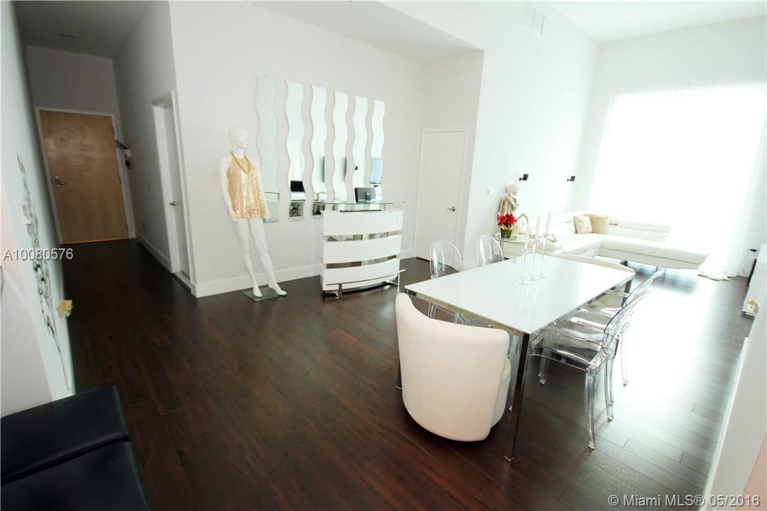 253 Northeast 2nd Street, Unit 308S Miami, FL 33132 - Photo 1 of 18