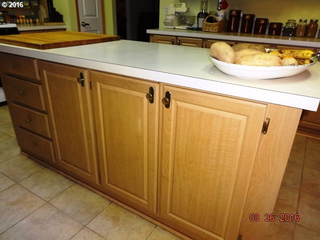 851 Lone Rock Road Glide, OR 97443 - Photo 11 of 32 Gallery Image 11