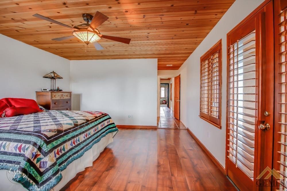 6209 Ridgetop Terrace Bakersfield, CA 93306 - Photo 19 of 37 Gallery Image 19