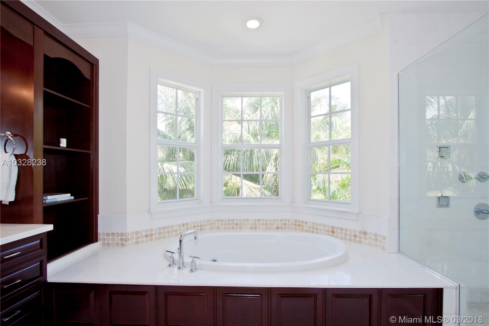 4051 Woodridge Road Coconut Grove, FL 33133 - Photo 20 of 43 Gallery Image 20