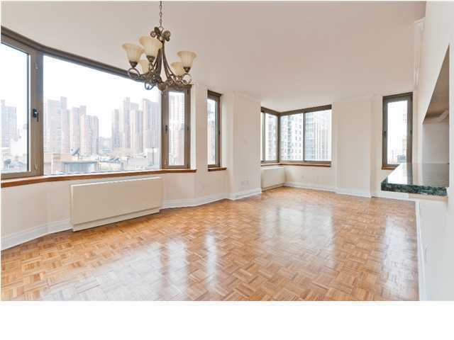 400 East 90th Street, Unit D7 Manhattan, NY 10128 - Photo 7 of 9
