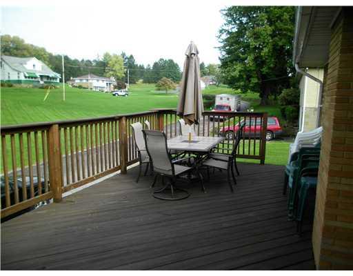 2741 Highway 982 Mount Pleasant, PA 15666 - Photo 16 of 18