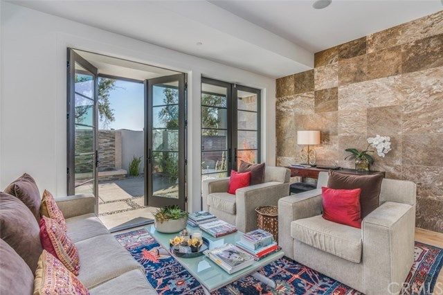 $3,900,000 | 925 Sandcastle Drive, Corona del Mar, CA 92625