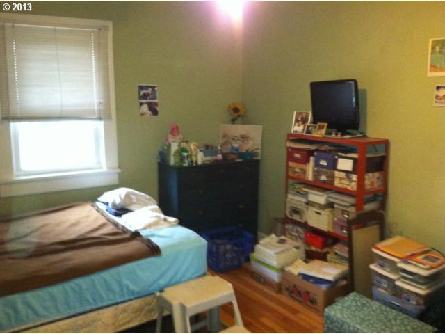 8110 Southwest Taylors Ferry Road Portland, OR 97223 - Photo 14 of 14 Gallery Image 14