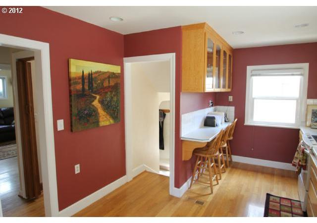 9906 Northeast Campaign Street Portland, OR 97220 - Photo 16 of 16